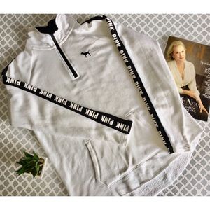 PINK VS®️ Sweatshirt Quarter-Zip Tunic